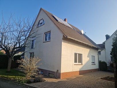 Bezahlbares Zweifamilienhaus/top Zustand/sofort beziehbar!