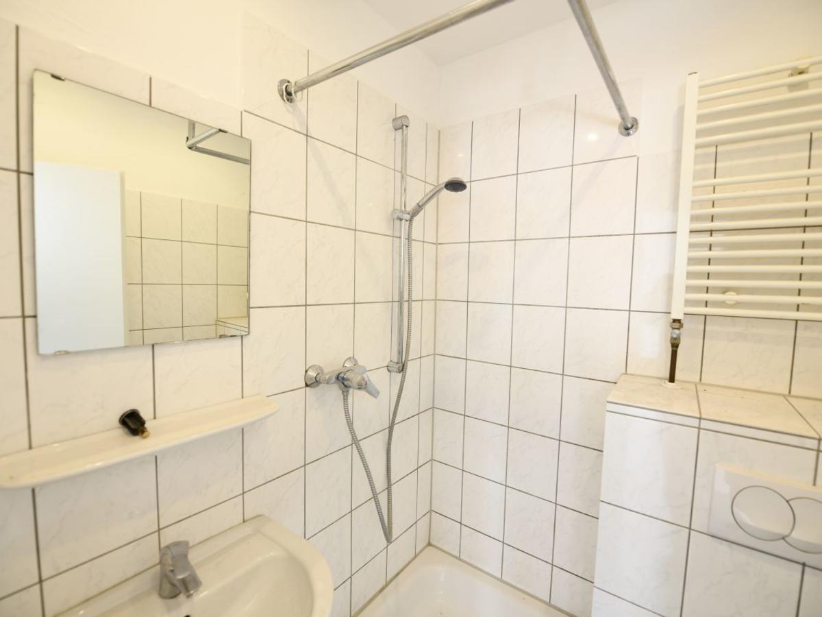 Badezimmer Wohnung 1