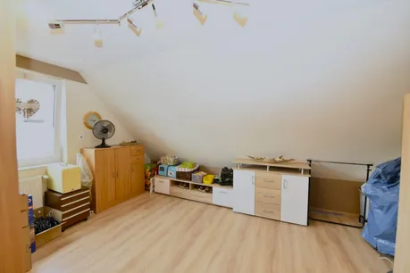 Kinderzimmer 2 im Dachgeschoss