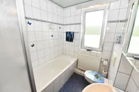 Wannenbad im Dachgeschoss