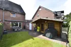Gartenansicht und Rückfront Haus