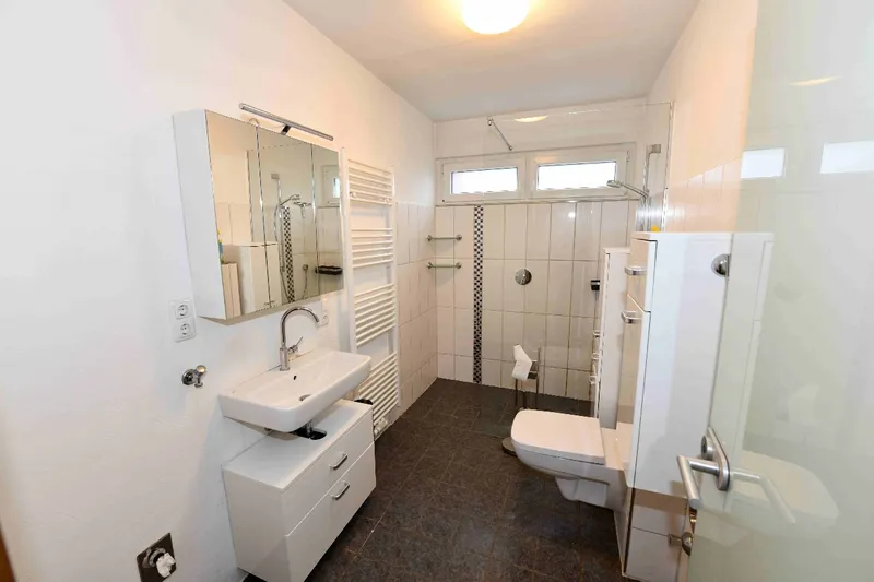 Badezimmer im Erdgeschoss