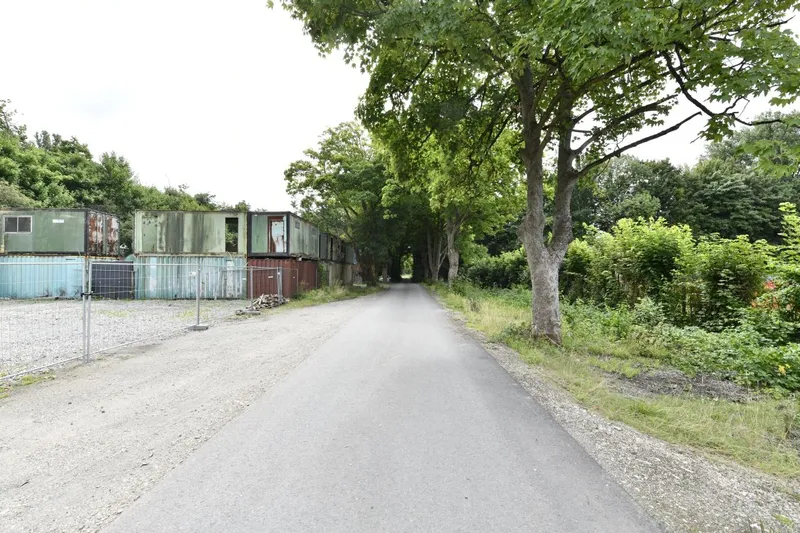 Zufahrt über Hohenbudberger Straße