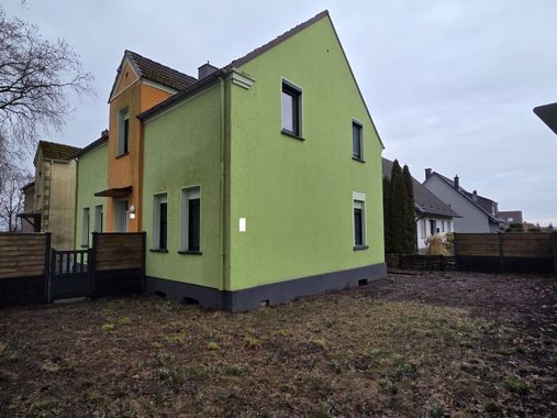 Hier will ich wohnen! EFH-ZFH mit viel Platz innen und außen in gesuchter TOP-Lage in DO-Höchsten