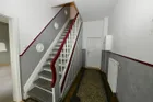 Flur mit Treppe ins Obergeschoss