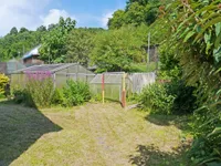 Garten hinter dem Haus