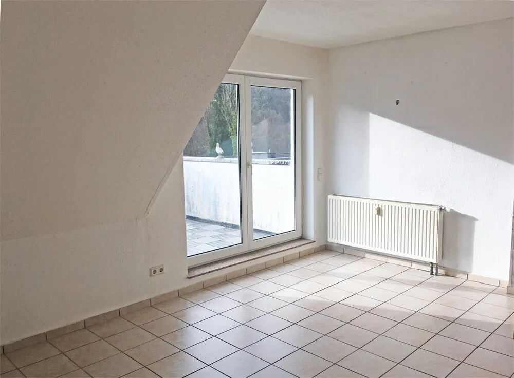 Dachgeschosswohnung mit Extras! - Photo 4
