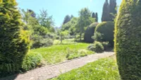 großer Garten