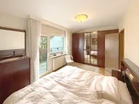Schlafzimmer Bild 2