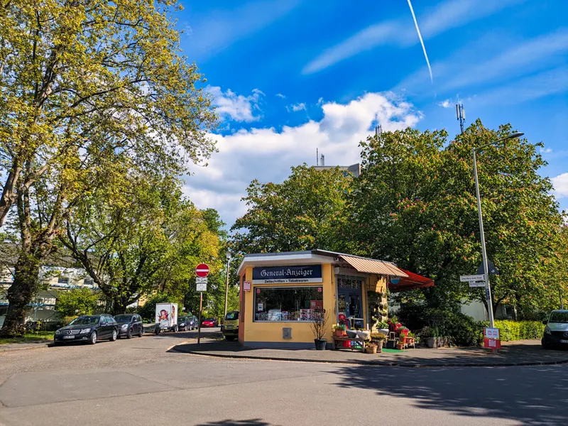 Straßenansicht