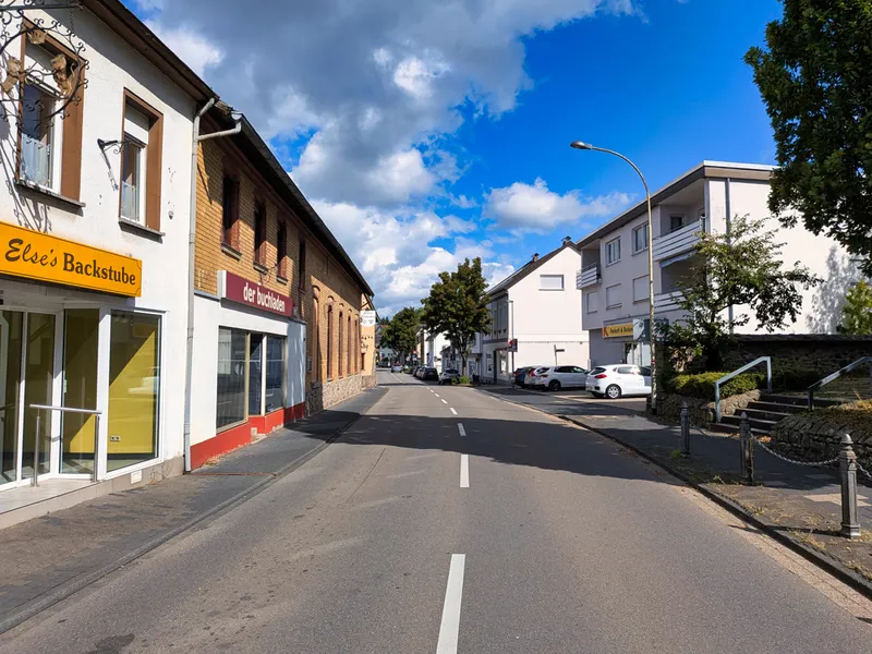 Straßenansicht