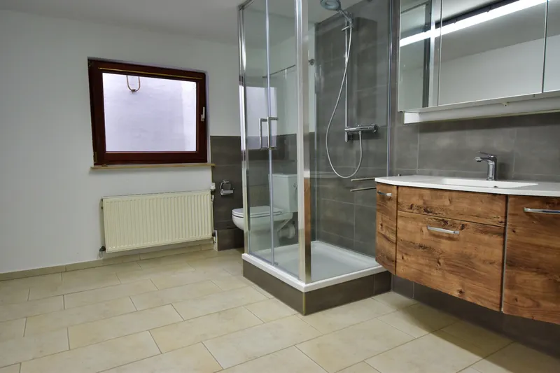 Badezimmer (UG)