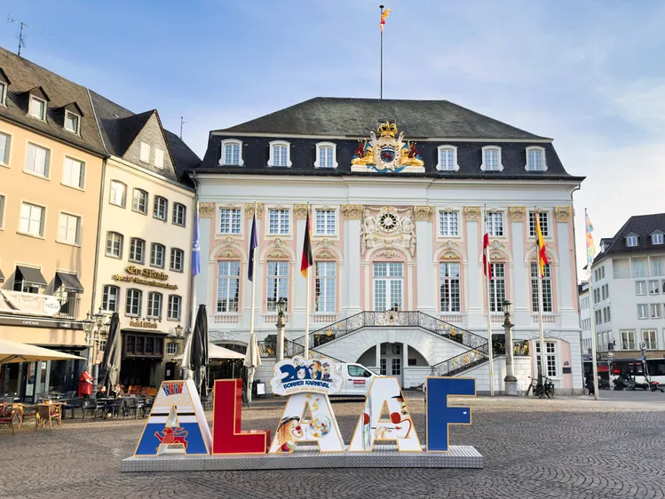 Wohnen, wo Bonn lebt! Neubau-2-Zi-Wohnung im Herzen der Innenstadt...68qm, Balkon, PKW-Stellplatz! - Photo 4