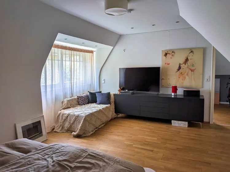 Modernes, freisth. EFH mit 3 Bädern, Sonnengarten, EBK, Kaminofen, Klima, Wärmepumpe in ruhiger Lage - Photo 2