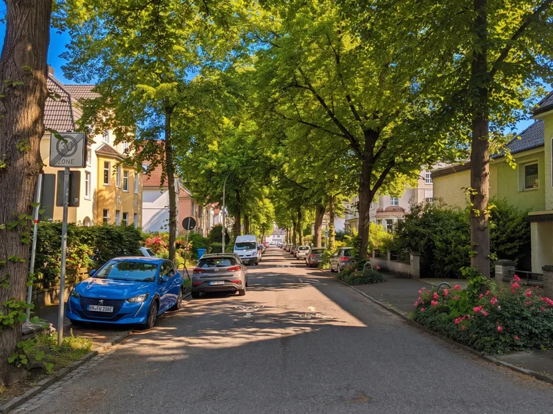 Straßenansicht