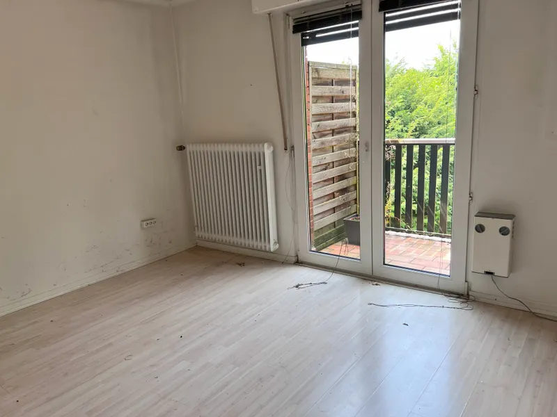 Zimmer mit Balkon