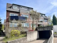 Rückansicht und Tiefgarage