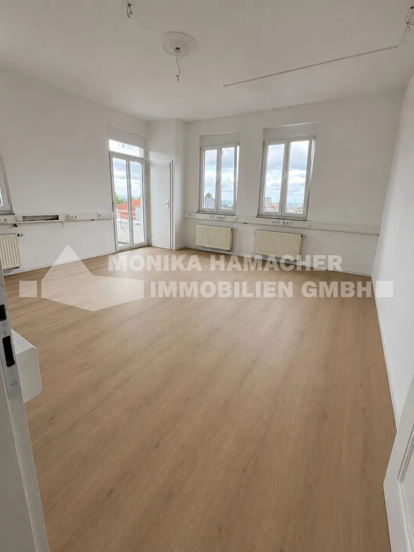 Haus in Haus! Zentrale 3- Zimmerwohnung mit Dachterrasse - Photo 5