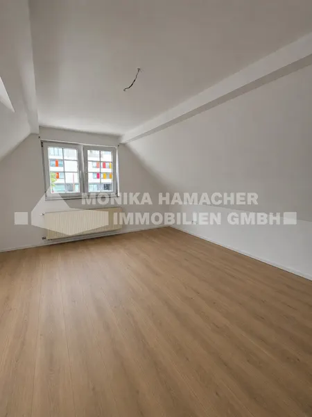Haus in Haus! Zentrale 3- Zimmerwohnung mit Dachterrasse - Photo 5
