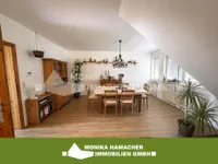 Wohn-/ Esszimmer