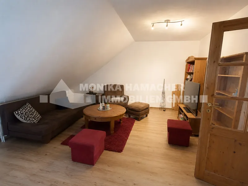Wohlfühlwohnung mit 3 Zimmern, Balkon, Einbauküche und perfektem Grundriss - Foto 1