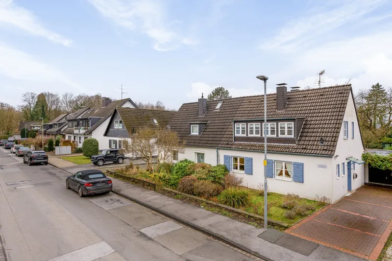 Haushälfte mit Charme