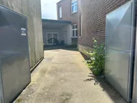 Wohnen und Arbeiten unter einem Dach  Charmantes Haus mit Gewerbefläche in MG-Windberg