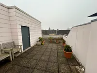 Großzügige 2-Zimmer-Wohnung mit umlaufenden Balkon, Terasse  und  mordernisiertem Bad