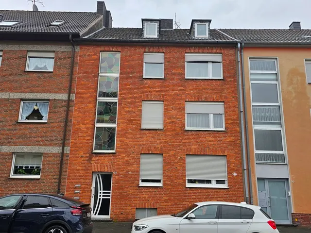 4-Familienhaus mit Eigennutzermöglichkeit Mönchengladbach-Lürrip