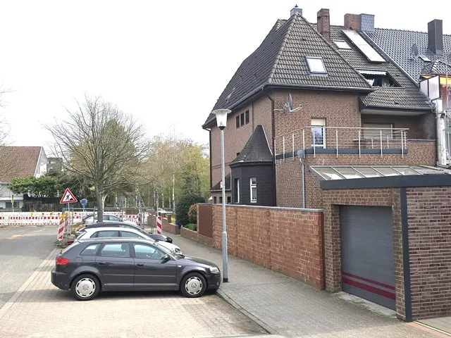 3- Familienhaus, halbfreistehend Mönchengladbach Windberg
