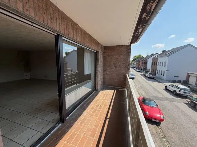 Gepflegte 3-Zimmer-Eigentumswohnung mit Balkon und Garage in Mönchengladbach-Giesenkirchen