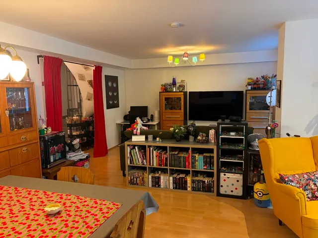 Großzügige 3-Zimmer-Maisonettewohnung mit Terrasse und Balkon nähe Grenzlandstadion - Photo 2