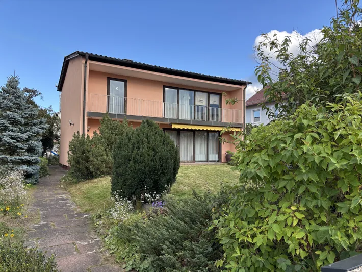 Jetzt neu: Haus zum Kauf in Neumarkt in der Oberpfalz