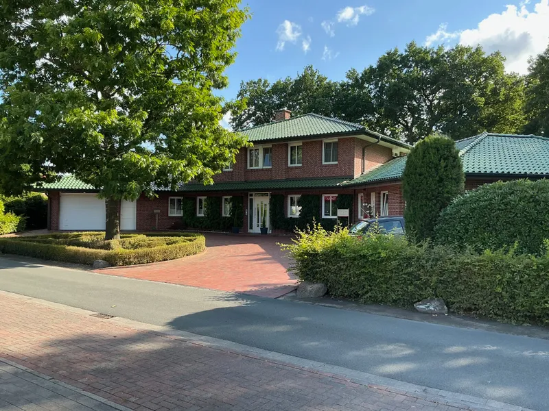Luxuriöses Einfamilienhaus mit separater Einliegerwohnung – Exklusive Extras in ruhiger Top-Lage!