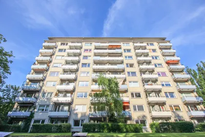 Jetzt neu: Garage/Stellplatz zur Miete in Hamburg