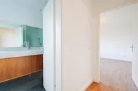 Bad und Schlafzimmer