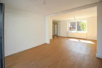 Wohn-/ Esszimmer