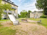 Außenansicht Spielplatz