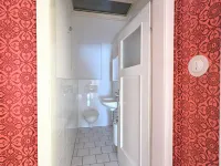 DG WC