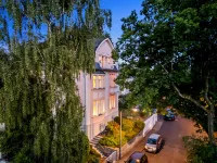 Außenansicht abends