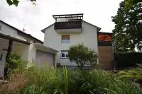Außenansicht Garage