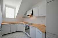 Küche mit Einbauten