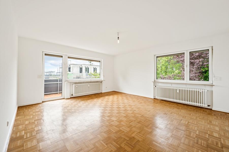 Halbhöhe mit Herz - Wiesbaden Aukamm