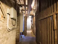Keller