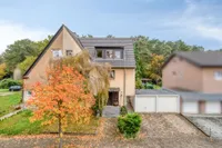 1. Titelbild Außenansicht Straße I