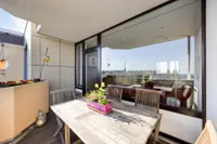 Loggia mit Zugang zum  Wohnbereich