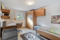 Büro, Gäste, Vorräte KG