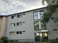 Straßenansicht (Sommer)