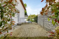 Terrasse mit Gartenzugang 2 Vorderhaus
