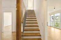 Treppenaufgang Vorderhaus